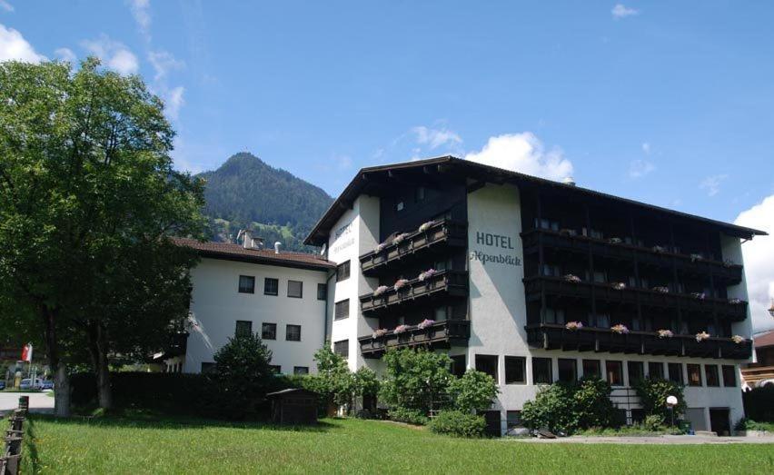 Hotel Alpenblick Шлитерс Екстериор снимка